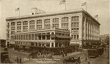 220px-Frederick_&_Nelson_Store,_Seattle,_ca_1922_(5460635460)_-_borders_removed.jpg